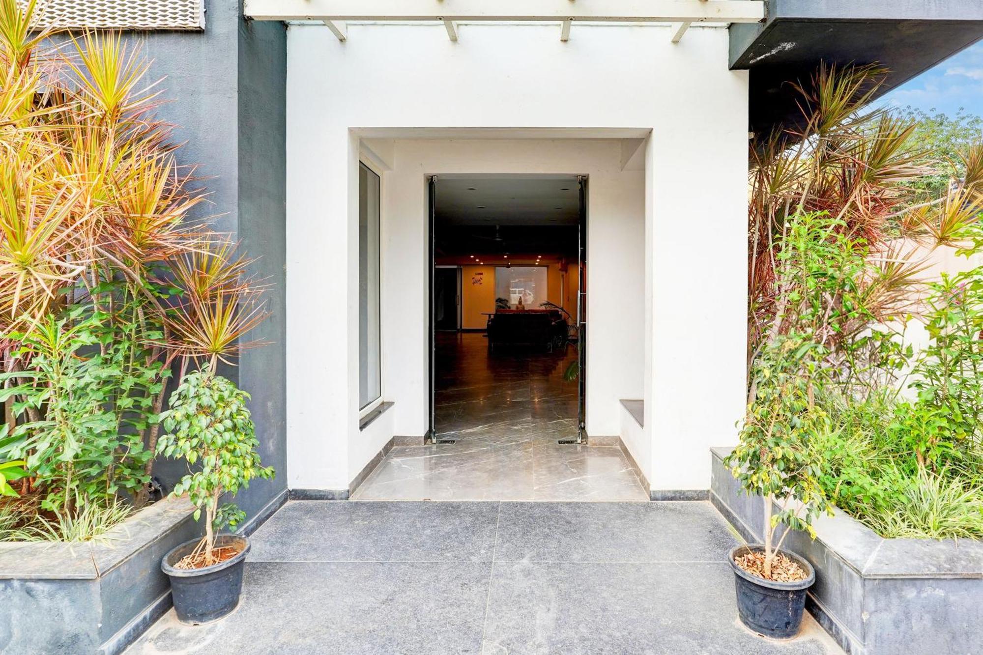 Townhouse Hebbal Bhadrappa Layout バンガロール エクステリア 写真